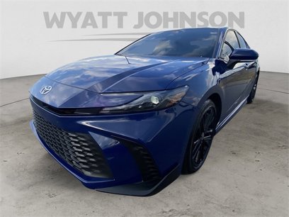 Used 2025 Toyota Camry SE