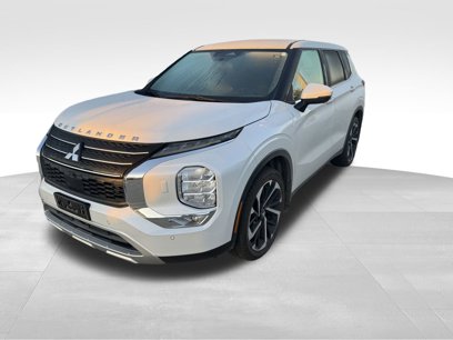 Used 2023 Mitsubishi Outlander SE