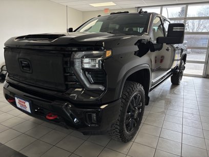 New 2025 Chevrolet Silverado 3500 LTZ w/ LTZ Plus Package
