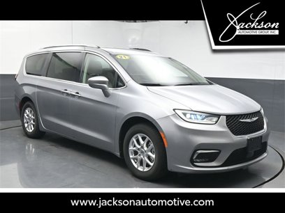 Used 2021 Chrysler Pacifica Touring-L