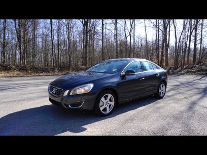 Used 2012 Volvo S60 T5 w/ Climate Pkg