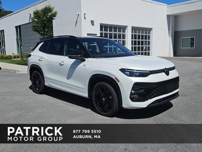 New 2025 Volkswagen Tiguan SE R-Line