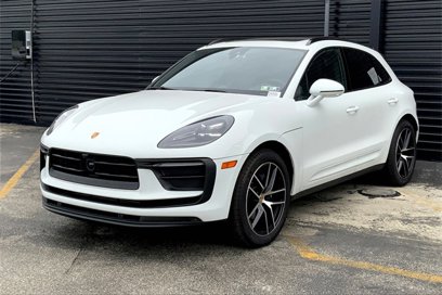Used 2025 Porsche Macan