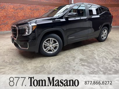 Used 2022 GMC Terrain SLE w/ LPO, Floor Liner Package