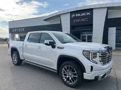New 2025 GMC Sierra 1500 Denali