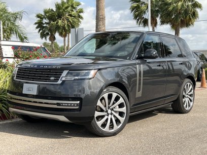 New 2025 Land Rover Range Rover SE