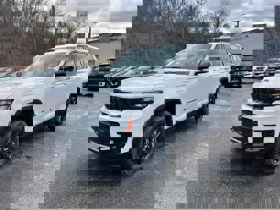 New 2025 Jeep Grand Cherokee L Laredo