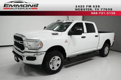 Used 2024 RAM 2500 Tradesman w/ Chrome Appearance Group