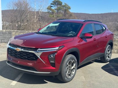 New 2025 Chevrolet Trax LT w/ Driver Confidence Package