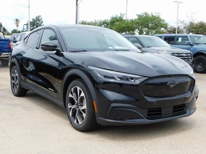 New 2025 Ford Mustang Mach-E Select w/ Comfort Package Lite