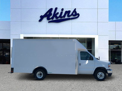 New 2025 Ford E-450 and Econoline 450 Super Duty w/ Power Equipment Group