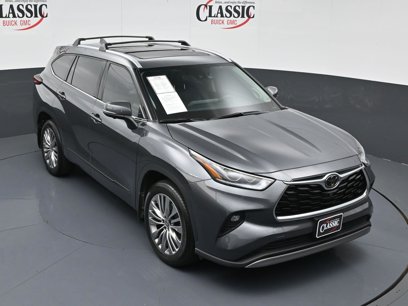 Used 2023 Toyota Highlander L