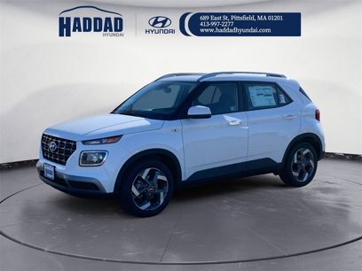 New 2025 Hyundai Venue SEL