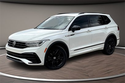 Used 2022 Volkswagen Tiguan SE R-Line