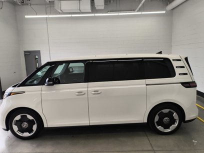 New 2025 Volkswagen ID. Buzz Pro S
