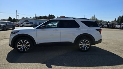 New 2025 Ford Explorer ST-Line