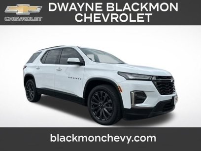 Used 2023 Chevrolet Traverse RS w/ LPO, Floor Liner Package