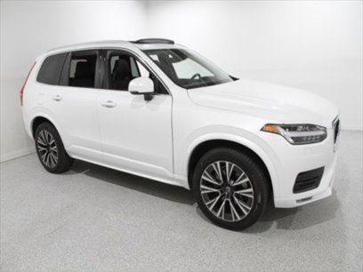Used 2022 Volvo XC90 T6 Momentum w/ Climate Package