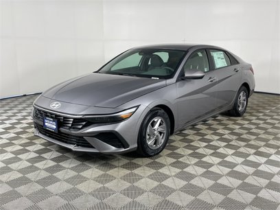 New 2025 Hyundai Elantra SE w/ Cargo Package