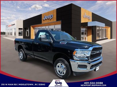 New 2024 RAM 2500 Tradesman w/ Chrome Appearance Group