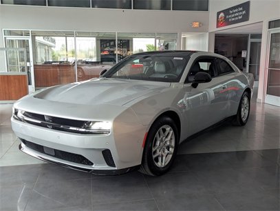 New 2025 Dodge Charger R/T w/ Sun & Sound Package