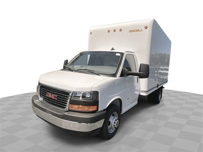 New 2025 GMC Savana 3500 w/ Power Convenience Package