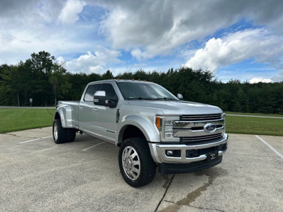 Used 2017 Ford F450 Lariat w/ Lariat Ultimate Package