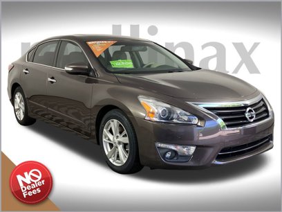 Used 2014 Nissan Altima 2.5 SL w/ Technology Package