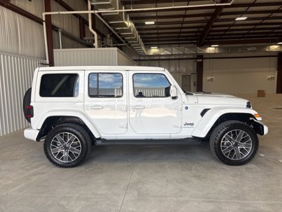 Used 2024 Jeep Wrangler High Altitude