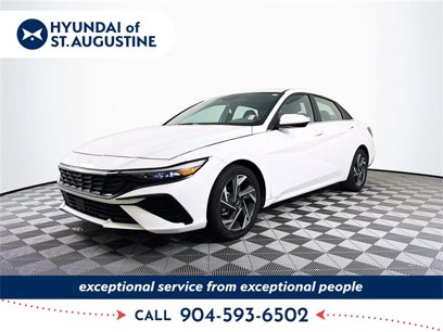 Used 2024 Hyundai Elantra SEL w/ Convenience Package