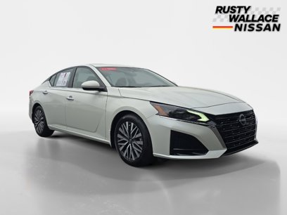 Certified 2023 Nissan Altima 2.5 SV w/ SV Premium Package