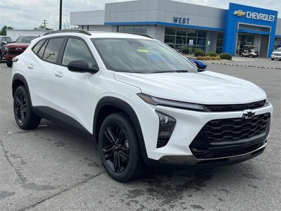 New 2025 Chevrolet Trax ACTIV w/ Sunroof Package