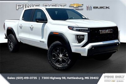 Used 2024 GMC Canyon Elevation w/ Convenience Package