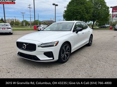 Used 2022 Volvo S60 T8 R-Design Expression w/ Advanced Package