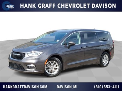 Used 2023 Chrysler Pacifica Touring-L
