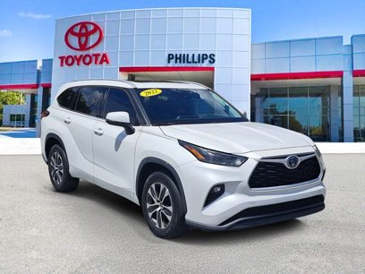 Used 2022 Toyota Highlander XLE