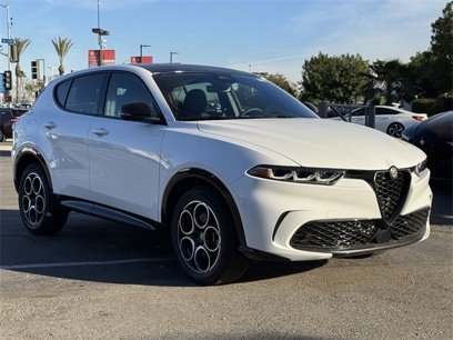 New 2025 Alfa Romeo Tonale w/ Premium Package