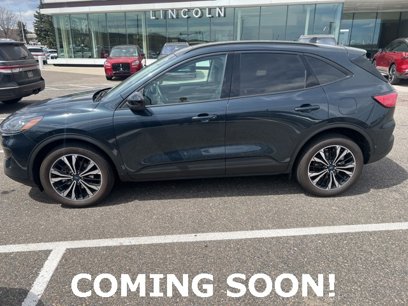 Used 2022 Ford Escape SE w/ SE Sport Appearance Package