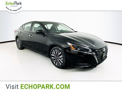 Used 2023 Nissan Altima 2.5 SV