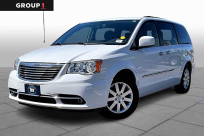 Used 2015 Chrysler Town & Country Touring w/ Driver Convenience Group