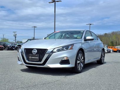 Certified 2022 Nissan Altima 2.5 SV