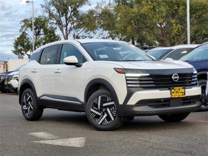 New 2025 Nissan Kicks SV w/ Charging Package