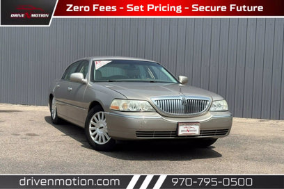 Used 2003 Lincoln Town Car Signature