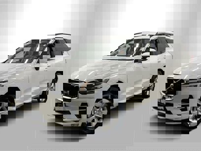 Used 2022 Volvo XC60 B5 Momentum