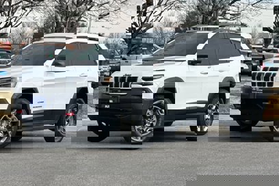 Used 2019 Jeep Cherokee Trailhawk w/ Cold Weather Group