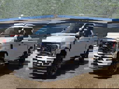 New 2025 Ford F250 XL w/ STX Appearance Package