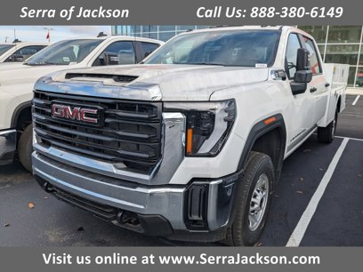 New 2024 GMC Sierra 2500 Pro w/ Convenience Package