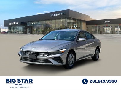 New 2025 Hyundai Elantra Blue