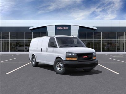 New 2024 GMC Savana 3500 w/ Driver Convenience Package