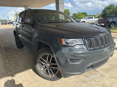 Used 2017 Jeep Grand Cherokee Trailhawk w/ Trailhawk Luxury Group